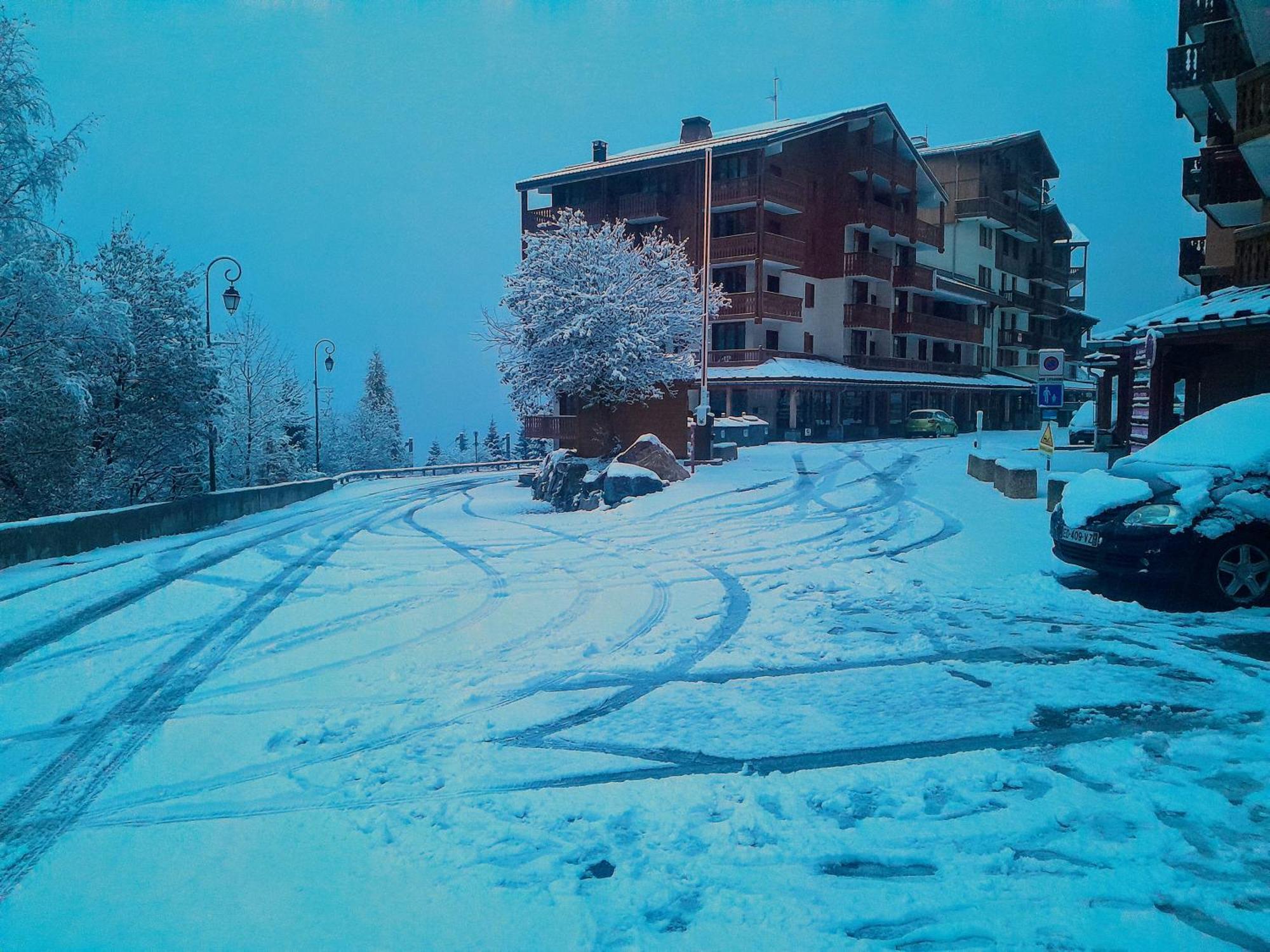 Magnifique Studio Au Pied Du Telecabine D'Arrondaz Et Des Pistes De Ski Modane Exteriör bild